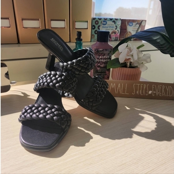 BNWT Michael Kors - Black Braided Mule Strappy High Heel - Women's Size 8 - Picture 2 of 6